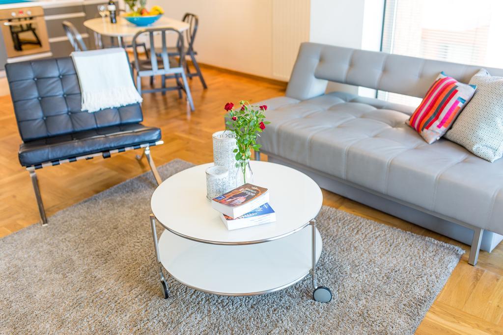 Modern Apartment In City Center 克拉科夫 外观 照片